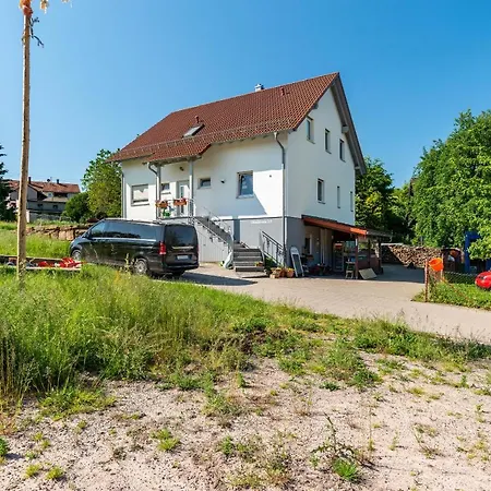 Ferienwohnung Schwalbenhof Dressler Und Duss Fuer 4 Personen Bad Herrenalb Exterior foto